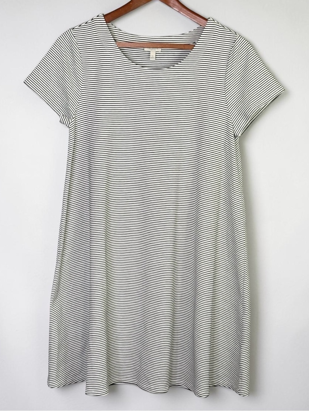 NWT Talbots Striped Swing Dress Large Petite LP Black White Knit - Picture 1 of 10